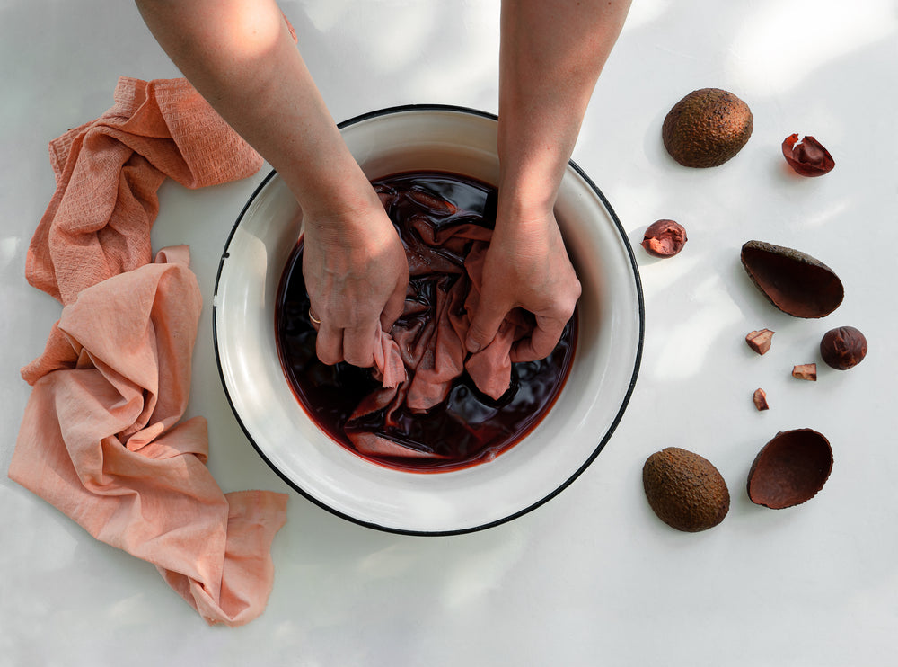 
            
                Load image into Gallery viewer, Wine &amp;amp; Dye | Natural Dyeing with Kitchen Scraps
            
        